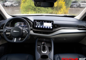 Подержанный автомобиль Haval F7x 2023 года (12 фото)