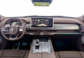 Новый Tank 700 2025 (10 фото)