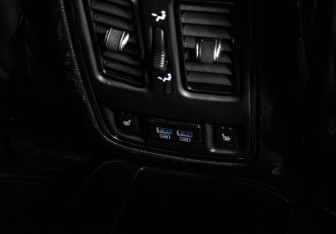 Подержанный автомобиль Jeep Grand Cherokee 2013 года (18 фото)