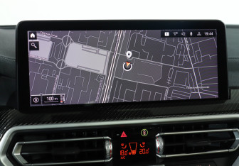 Подержанный автомобиль BMW X4 2021 года (19 фото)