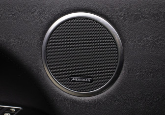 Подержанный автомобиль Land Rover Range Rover 2013 года (20 фото)