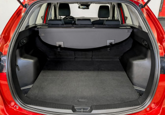Подержанный автомобиль Mazda CX-5 2015 года (11 фото)