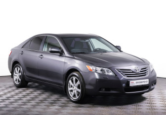 Подержанный автомобиль Toyota Camry Sedan 2007 года (3 фото)
