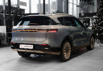 Подержанный автомобиль Voyah Free 2022 года (4 фото)