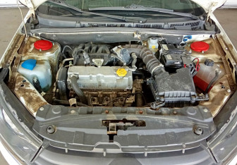 Подержанный автомобиль LADA (ВАЗ) Granta Sedan 2023 года (16 фото)