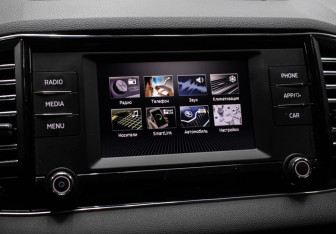 Подержанный автомобиль Skoda Karoq 2020 года (18 фото)