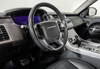 Подержанный автомобиль Land Rover Range Rover Sport 2019 года (13 фото)