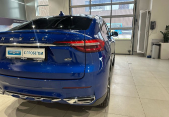 Подержанный автомобиль Haval F7x 2022 года (9 фото)