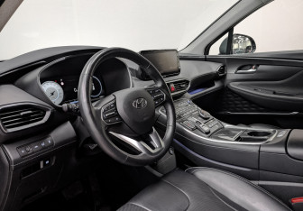 Подержанный автомобиль Hyundai Santa Fe 2022 года (15 фото)