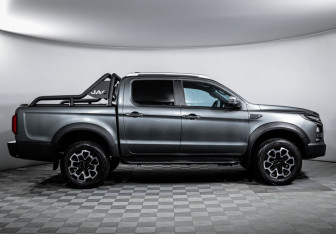 Подержанный автомобиль JAC T9 2025 года (4 фото)