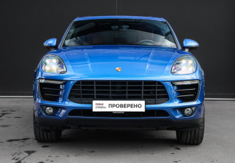 Подержанный автомобиль Porsche Macan 2015 года (2 фото)