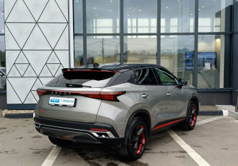 Подержанный автомобиль Omoda C5 2023 года (5 фото)