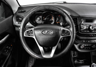 Подержанный автомобиль LADA (ВАЗ) Vesta Wagon 2019 года (18 фото)