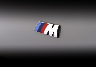 Подержанный автомобиль BMW X6 2024 года (28 фото)