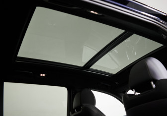 Подержанный автомобиль BMW X7 2021 года (22 фото)