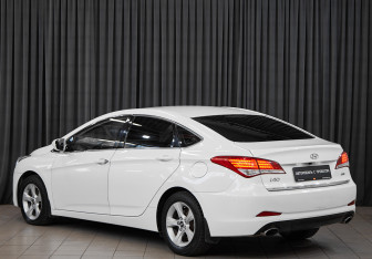 Подержанный автомобиль Hyundai i40 Sedan 2013 года (7 фото)