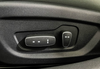 Подержанный автомобиль Changan Lamore 2023 года (15 фото)