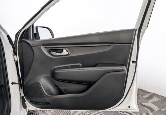 Подержанный автомобиль Kia Rio Sedan 2020 года (24 фото)