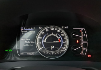 Подержанный автомобиль Lexus ES 2025 года (16 фото)