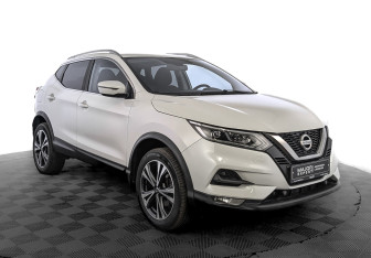 Подержанный автомобиль Nissan Qashqai 2020 года (3 фото)