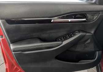 Подержанный автомобиль Kia Seltos 2022 года (19 фото)