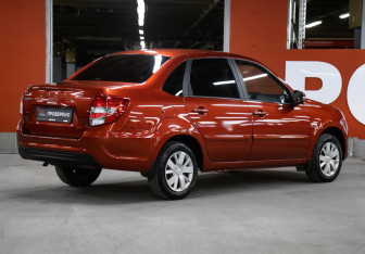 Подержанный автомобиль LADA (ВАЗ) Granta Sedan 2020 года (5 фото)