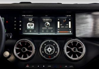 Подержанный автомобиль Tank 300 2023 года (15 фото)