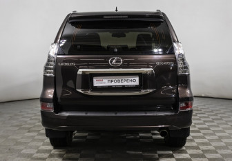 Подержанный автомобиль Lexus GX 2018 года (6 фото)