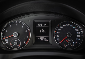 Подержанный автомобиль Volkswagen Golf Plus 2012 года (12 фото)