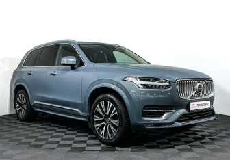 Подержанный автомобиль Volvo XC90 2021 года (3 фото)