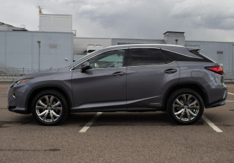 Подержанный автомобиль Lexus RX 2016 года (8 фото)