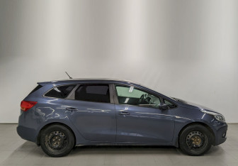 Подержанный автомобиль Kia Ceed Wagon 2013 года (4 фото)