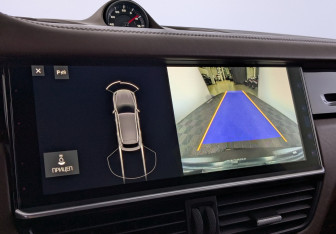 Подержанный автомобиль Porsche Cayenne 2018 года (21 фото)