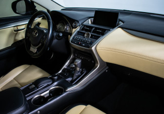 Подержанный автомобиль Lexus NX 2016 года (11 фото)