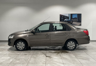 Подержанный автомобиль Datsun on-DO 2015 года (8 фото)