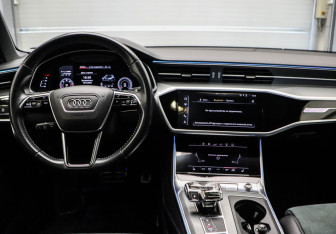 Подержанный автомобиль Audi A6 allroad 2019 года (9 фото)