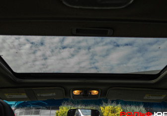 Подержанный автомобиль Ford Escape 2002 года (13 фото)