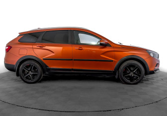 Подержанный автомобиль LADA (ВАЗ) Vesta Wagon 2021 года (4 фото)