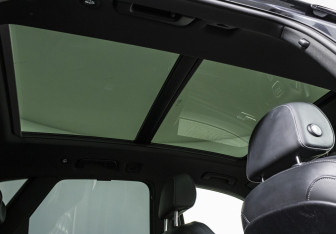 Подержанный автомобиль Audi SQ5 2020 года (19 фото)