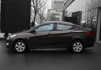 Подержанный автомобиль Hyundai Solaris Sedan 2015 года (8 фото)