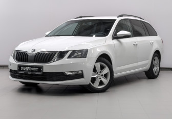 Подержанный автомобиль Skoda Octavia Wagon 2017 года (1 фото)