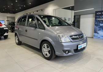 Подержанный автомобиль Opel Meriva 2007 года (3 фото)