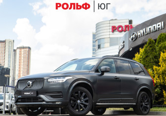 Подержанный автомобиль Volvo XC90 2021 года (1 фото)