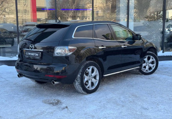 Подержанный автомобиль Mazda CX-7 2011 года (8 фото)