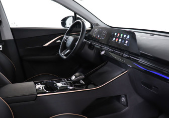 Подержанный автомобиль Omoda C5 2023 года (9 фото)