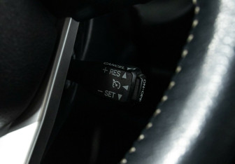 Подержанный автомобиль Toyota Fortuner 2017 года (13 фото)