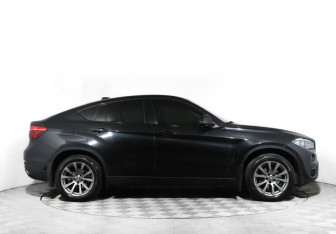 Подержанный автомобиль BMW X6 2015 года (4 фото)