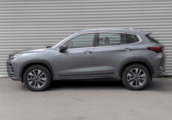 Подержанный автомобиль Exeed LX 2023 года (8 фото)