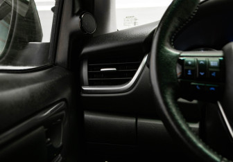 Подержанный автомобиль Toyota Fortuner 2021 года (14 фото)