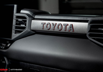 Новый Toyota Sequoia 2025 (12 фото)